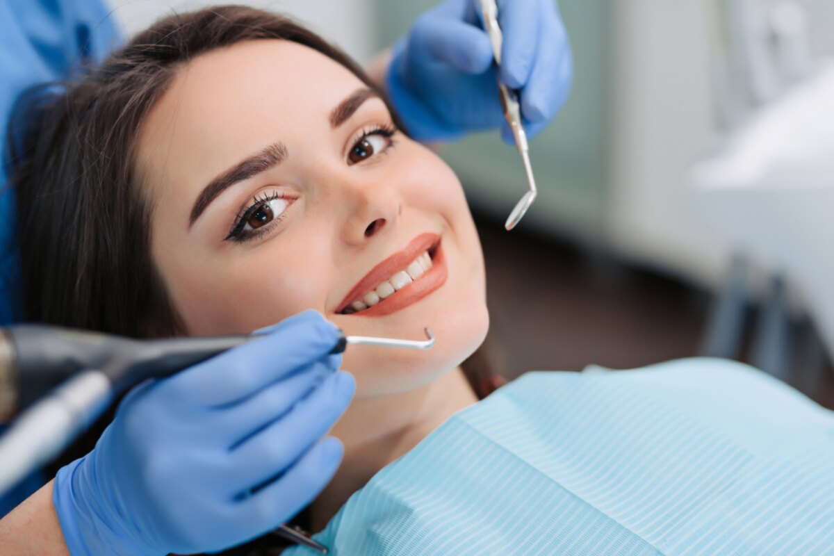 how dental checkups can detect problems early